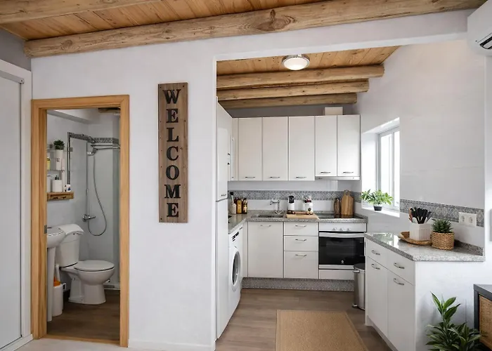 Noctua Old Town 025 * Estepona